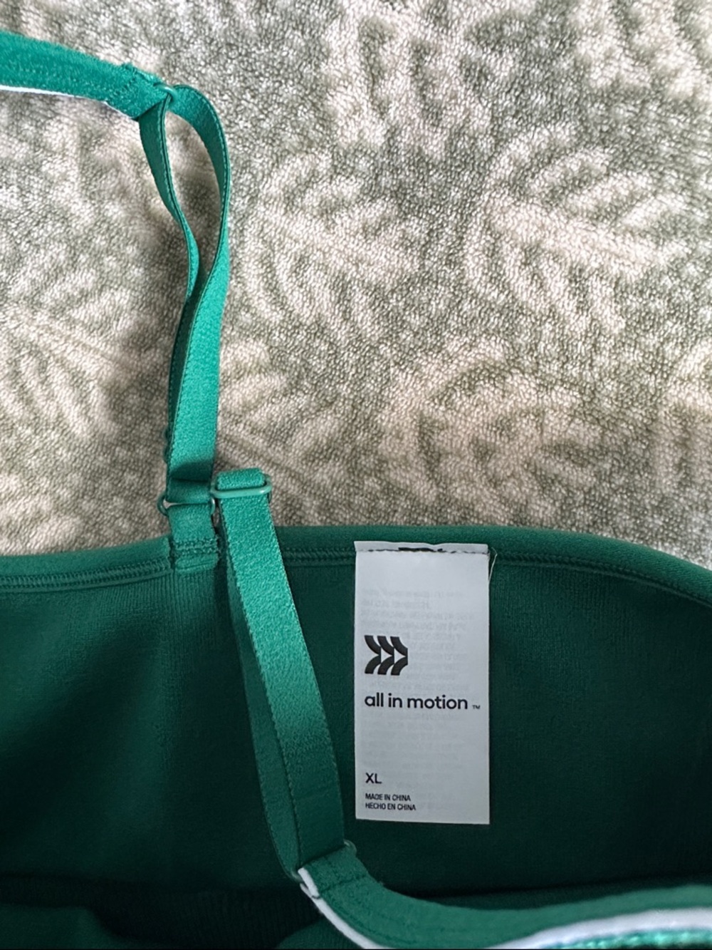 All in motion Green Seamless sports bra - Picture 2 of 4